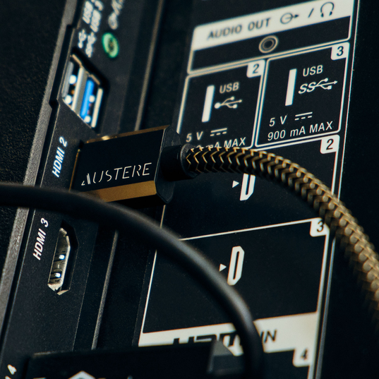 Austere III Series 4K Active HDMI Cable 5.0m - Black - Austere III series 4K active HDMI 5.0m cable - Right