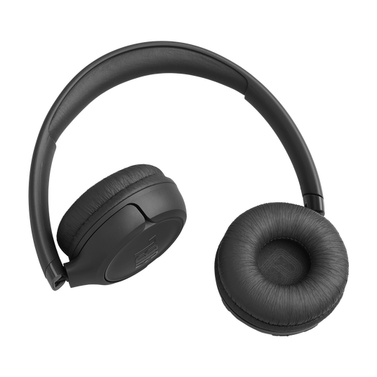 JBL Tune 530BT - Black - Wireless on-ear Bluetooth&reg; headphones - Detailshot 1