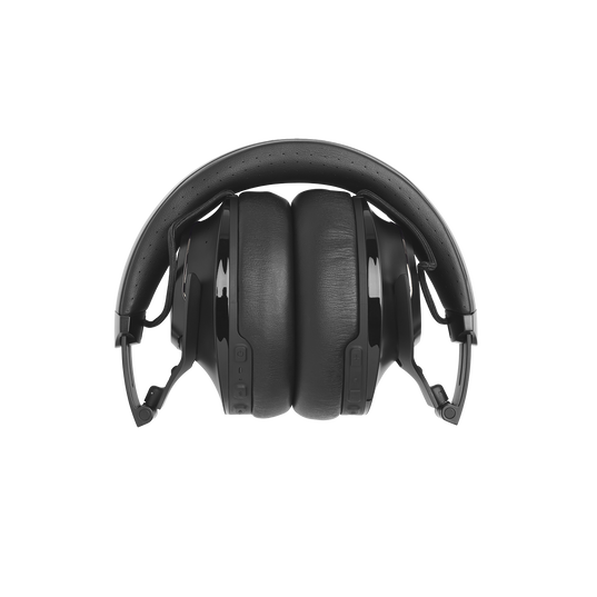 JBL CLUB 950NC - Black - Wireless over-ear noise cancelling headphones - Detailshot 3
