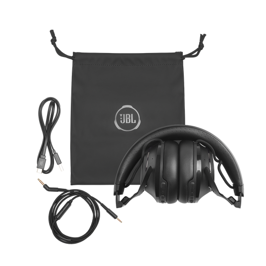 JBL CLUB 700BT - Black - Wireless on-ear headphones - Detailshot 6