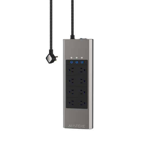 Austere VII Series Power 8-Outlet with Omniport USB+PD - Black - Austere VII series 8-outlet aDesign power with Omniport USB+PD - Hero