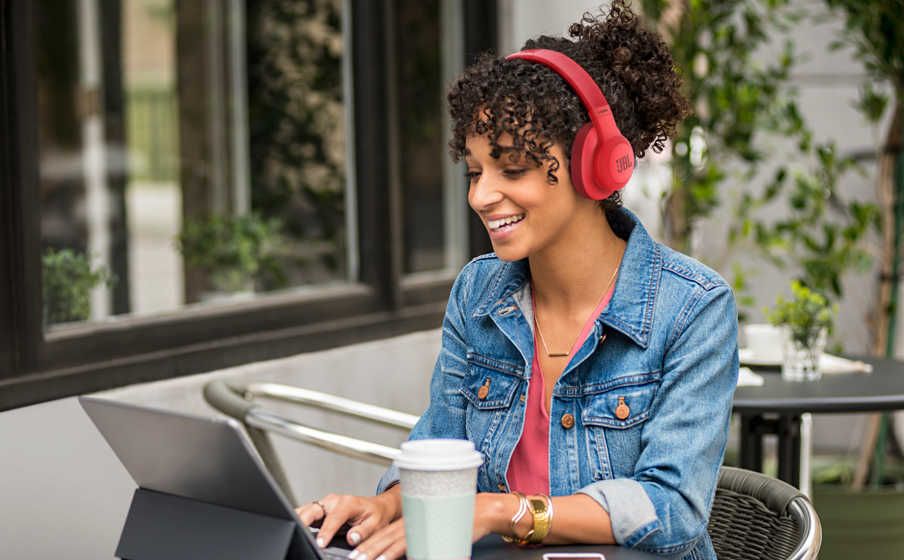jbl e55bt wireless bluetooth