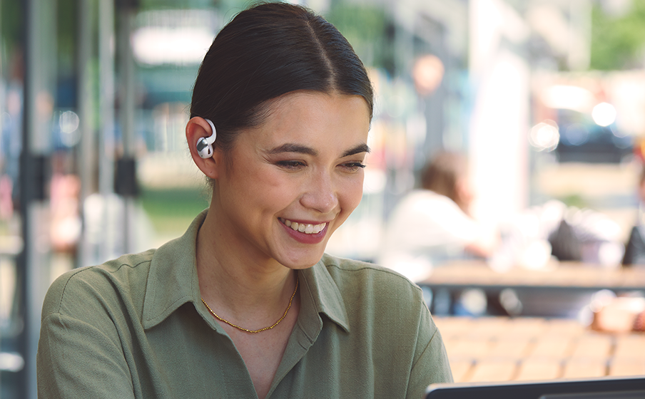 4-mic crisp, clear calls 2.0 with AI-trained Algorithm