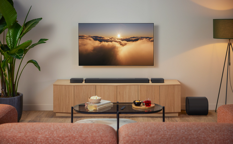 Real atmospheric surround sound with detachable wireless speakers