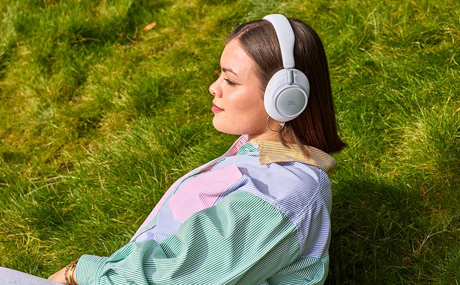 JBL Signature Sound with Hi-Res Audio (wired and wireless)